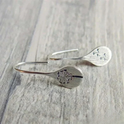 Boucles d’oreilles feuille de pissenlit en argent finement travaillées