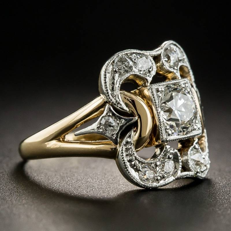 Bague vintage dorée avec zirconium